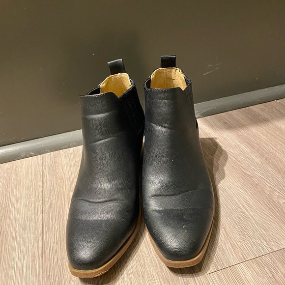 new directions Shoes New Directions Black Leather Ankle Boot Poshmark